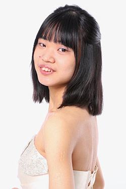 秋田 真緒PHOTO